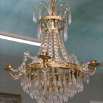 687 8546 CHANDELIER